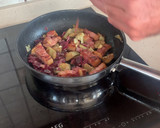 Foto del paso 4 de la receta: Arroz alla arrabbiata con alcachofa y panceta