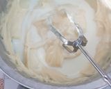 Foto langkah ke 4 dari resep Cream cheese homemade part 1.