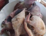 Foto langkah ke 1 dari resep Tumis Cumi Asap Pedas.