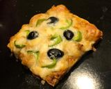 A picture of step 4 of 3 colour Mini Bread Pizza 🍕.