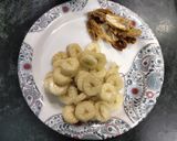 A picture of step 1 of Banana kheer.