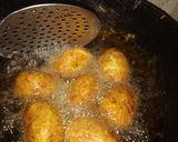 A picture of step 3 of Nargisi Kofta Curry.