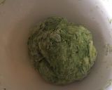 A picture of step 1 of Wild garlic fettuccine.