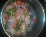 Foto del paso 2 de la receta: Pollo con panceta y verduras