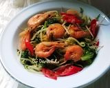 Foto langkah ke 4 dari resep Tumis Sawi Tauge dan Udang #pr_olahanudang.
