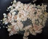 Foto langkah ke 2 dari resep Tumis Ayam Wortel Edamame.