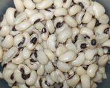 A picture of step 1 of Black eyed beans sundal.