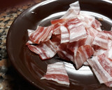 Foto del paso 2 de la receta: Pizza de judías verdes salteadas con bacon