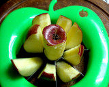 Foto del paso 2 de la receta: Cuadrados de manzana y canela con masa de hojaldre 😋😋😋😋