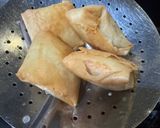 Foto langkah ke 5 dari resep Dimsum Goreng Keju Lumer.
