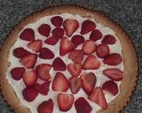 Foto del paso 2 de la receta: Tarta de frutillas y crema