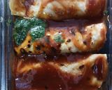 A picture of step 6 of Spinach and Mushroom Enchiladas.