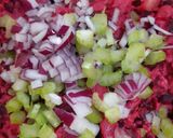 Foto del paso 2 de la receta: Ensalada de remolacha y papas