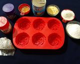 A picture of step 1 of Choco Rose Cake.