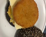 Foto langkah ke 4 dari resep Black Burger.