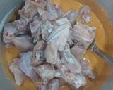 A picture of step 1 of Chicken qorma.