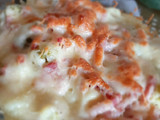 Brócoli con bechamel, patata y bacon