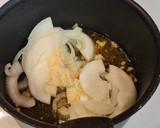 Foto del paso 5 de la receta: Rollitos de ternera en salsa cremosa calabaza y champiñones
