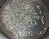 A picture of step 1 of Cheesy pasta.