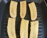 Foto langkah ke 3 dari resep Pisang Bakar Saus Karamel.