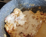 Foto del paso 3 de la receta: Huevos con harina de yuca