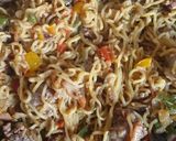 A picture of step 4 of Wors sweet and chilli stir fry.