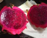 Foto langkah ke 1 dari resep Dragon Fruit milk Pudding.
