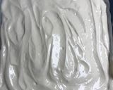 Rolada z serkiem mascarpone i bitą śmietaną krok przepisu 4 zdjęcie