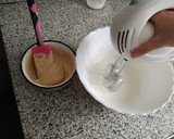 Foto del paso 6 de la receta: Galletas de fresa y chocolate blanco