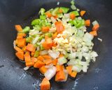 Foto del paso 3 de la receta: Pasta con salsa de jitomate, champiñones y carne