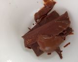A picture of step 4 of Oreo chocolaty choco barاوریو چاکلیٹی چوکو بار.