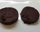 Foto del paso 9 de la receta Pastel bizcocho de chocolate, nata, fresa bañado de chocolate de sabor a canela 