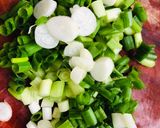 Hình bước làm 2 của món Mì trứng xào thịt bò