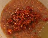 Foto langkah ke 2 dari resep Sambal Cumi Asin.