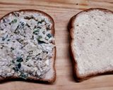 A picture of step 7 of Scrambled Egg & Cheese Sandwich.