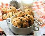 A picture of step 8 of Simple Crunchy Vanilla Chocochip Cookies.