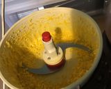 Une image de l'étape 1 de Tartinade au yaourt grec,olives,citron et persil.