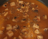 Foto del paso 9 de la receta: Guiso de chopo en su tinta