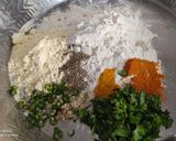 मेथी पराठा (methi paratha recipe in marathi) रेसिपी स्टेप 4 फोटो 