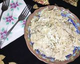 A picture of step 10 of White sauce pasta.