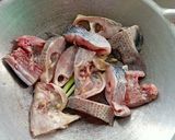 Foto langkah ke 1 dari resep Ikan nila masak kampung.