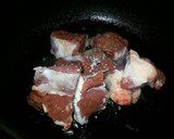 Foto del paso 3 de la receta: Cordero confitado en salsa de especieas exóticas y habas