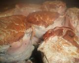 Foto del paso 5 de la receta: Solomillo de cerdo envuelto en panceta con crema de mostaza con guarnición de puerros