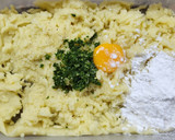 Foto del paso 2 de la receta: 🪹🥚🥔 Niditos de papa relleno con carne picada 🥔🥚🪹 ó Pastel de papa v2.0 😂