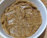 A picture of step 8 of Drumstick(sahjan) leaves paratha with drumstick chutney.