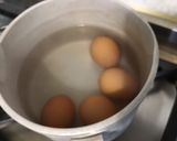 Une image de l'étape 1 de Salade tricolore aux œufs.