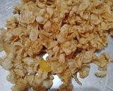 A picture of step 1 of Dry Murmura Bhel.