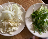 Foto langkah ke 3 dari resep Ayam Goreng Mentega.