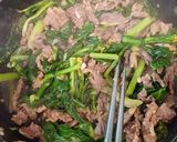 Hình bước làm 3 của món Ngồng su hào xào thịt bò