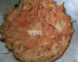 Foto langkah ke 3 dari resep Telur dadar Cabe ijo.
